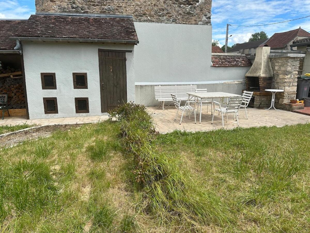 Maison Du Vignoble A 5 Minutes De Chablis Beine Dış mekan fotoğraf